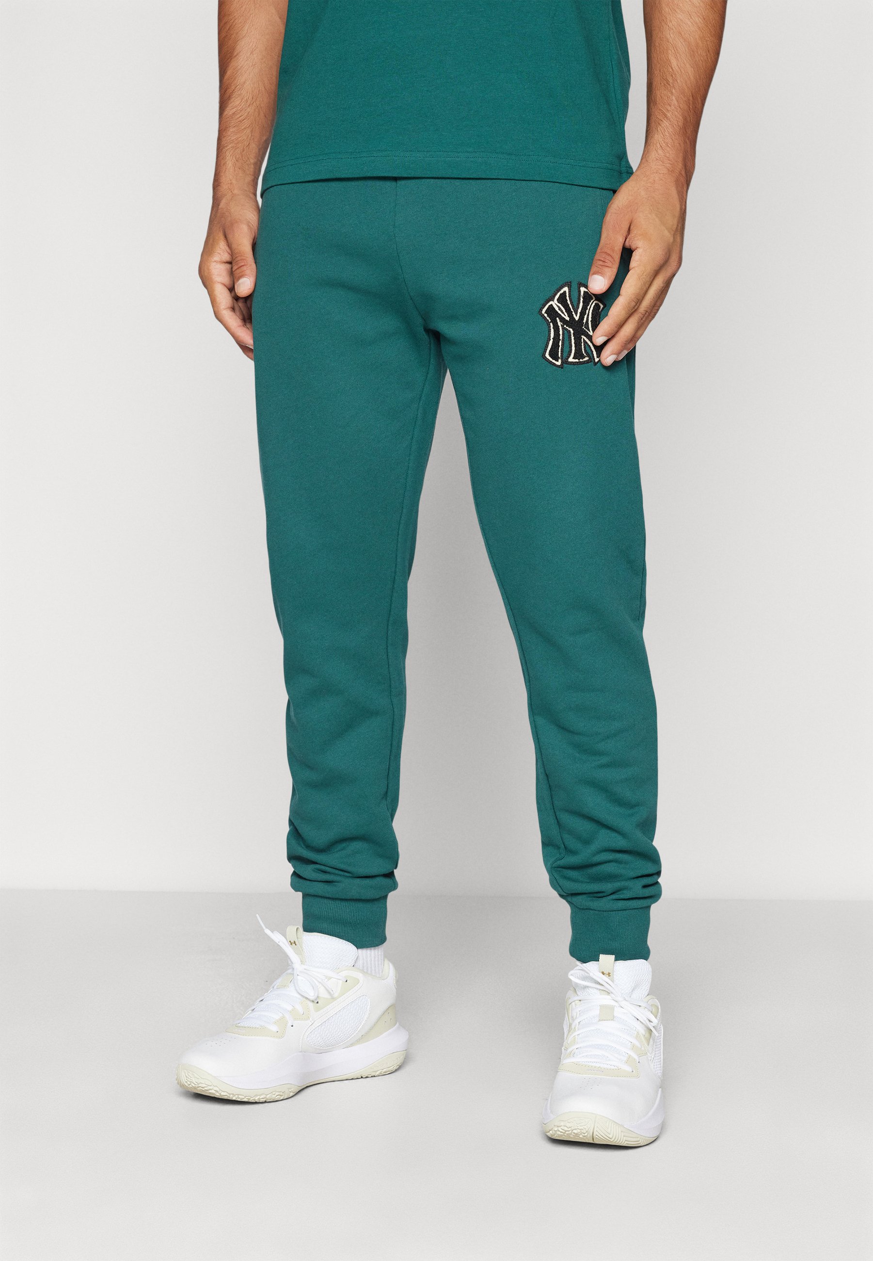 Fanatics NEW YORK YANKEES CUFFED PANT Tracksuit bottoms - Main Image