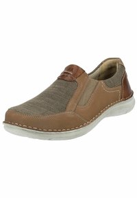 Scarpa slip-on marrone con tomaia in rete texturizzata, dettagli in pelle e suola in gomma bianca. Presenta cuciture a contrasto e una fodera morbida.