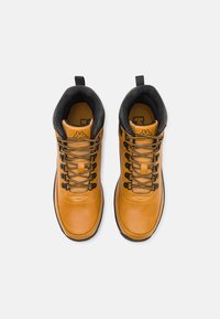 Kappa MONSI MID - Túracipők - yellow tan/black