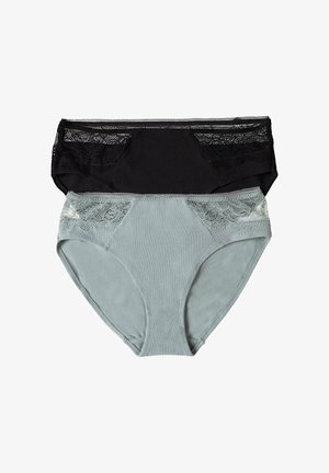 Czarne i turkusowe majtki z koronkowymi wykończeniami. Czarne majtki mają gładką teksturę, podczas gdy turkusowe są z miękkiej bawełny.