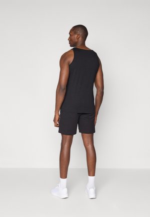 RISIKO - Sports shorts - black/white