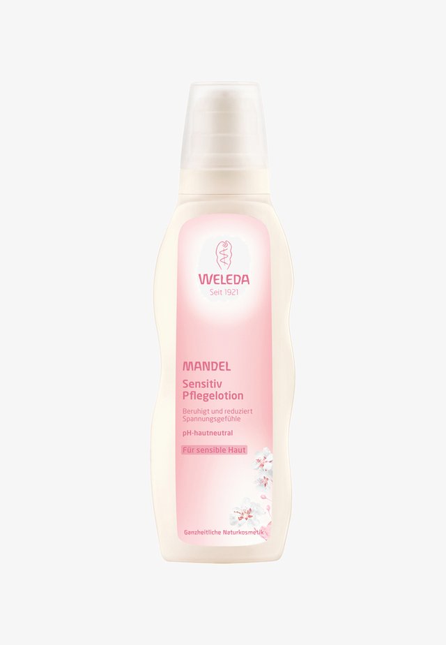 ALMOND SENSITIVE SKIN BODY LOTION - Hydratant - -