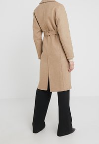 CLOSED Klassisk kappa / rock - beige