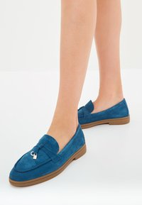 Cesare Gaspari FLAT  - Polobotky - dark blue