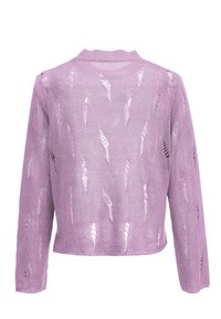 Maglione viola lavorato a maglia con scollatura a girocollo, maniche lunghe e un motivo testurizzato di aree usurate in tutto il tessuto.