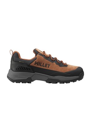Chaussures de marche - orange