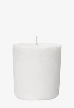 Bougie cylindrique blanche avec une texture lisse et une seule mèche centrée sur le dessus. Pas de motifs ni d'ornements. Design minimaliste.
