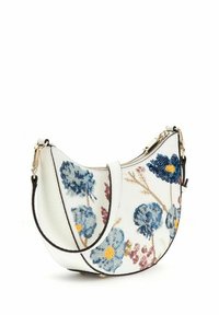 Bolso de cuero blanco con forma curvada, adornado con bordados florales en azul, amarillo y marrón. Acentos en metal dorado y cierre de cremallera.