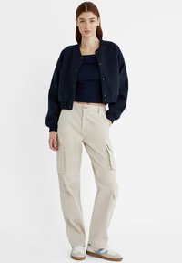 Stradivarius OFF-THE-SHOULDER  - Långärmad tröja - dark blue