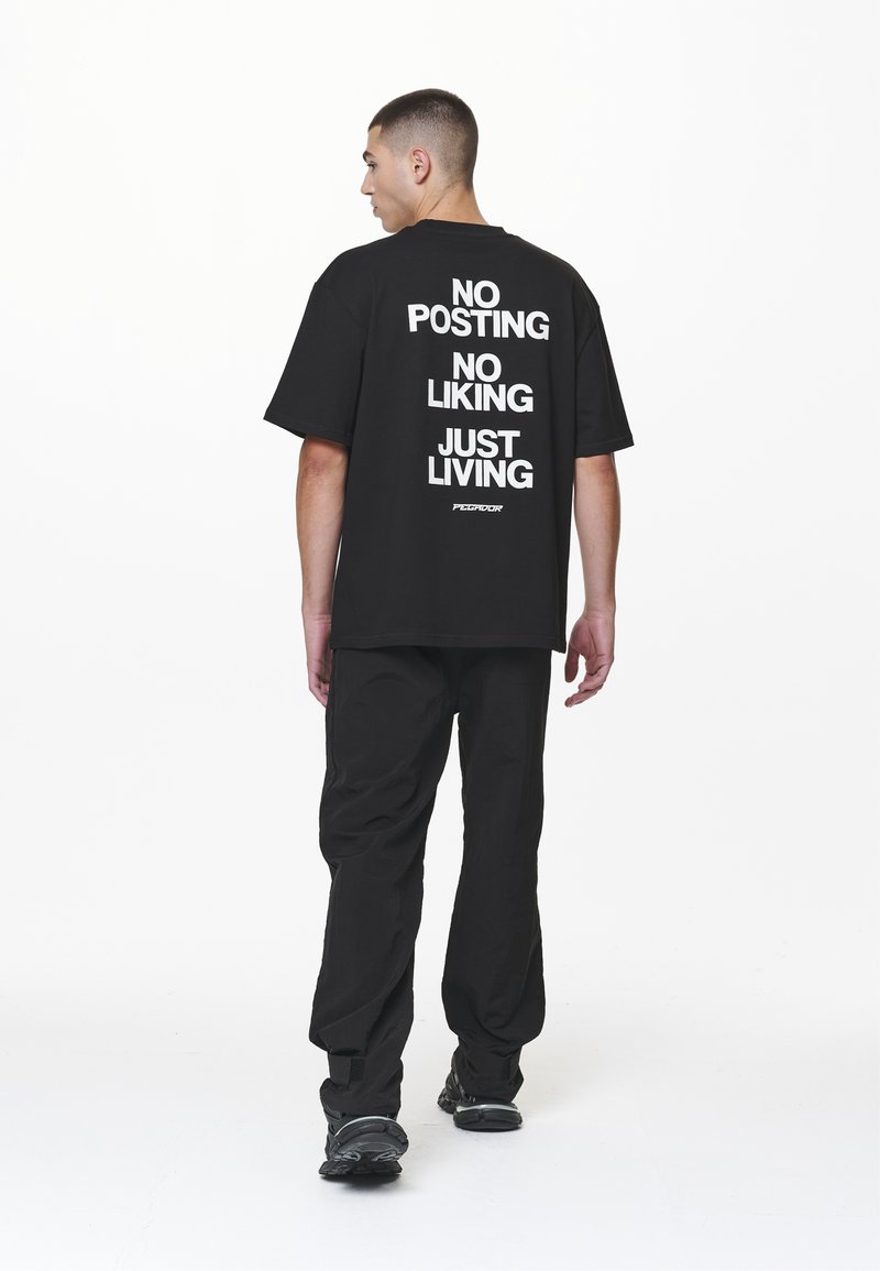 Pegador DEVON OVERSIZED TEE - T-shirts med print - black