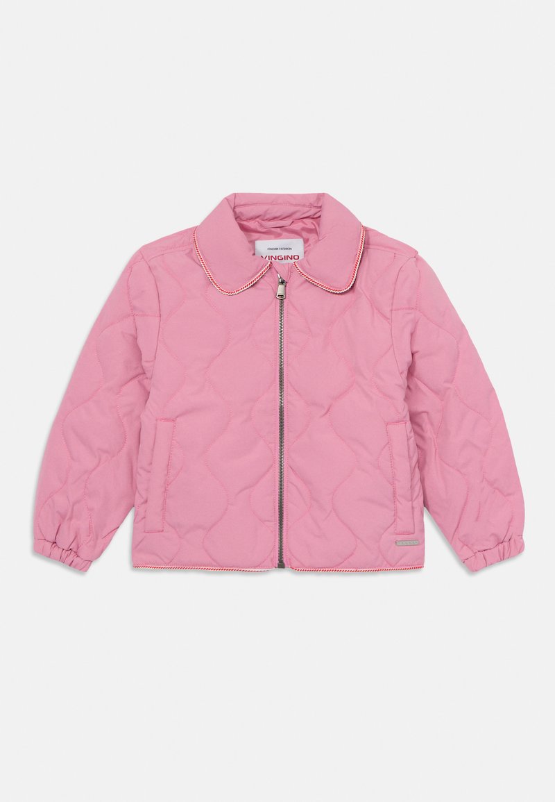 Rožinė pūkinė striukė su apykakle, priekiniais užtrauktukais, dviem šoninėmis kišenėmis ir elastiniais rankogaliais. Yra kontrastingi siuvinėjimo akcentai.