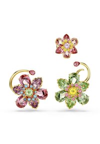 Guldfarvede blomsterøreringe med farverige ædelstene: pink, grøn, gul og blå. Inkluderer et stort blomstermotiv og et mindre stud-design.