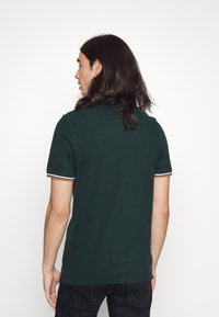 Jack & Jones JJEPAULOS SS NOOS - Polo - pine grove