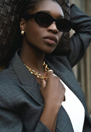 TEXTURED JUMBO LINK NECKLACE - Halskette - gold-coloured