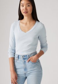 Levi's® ESSENTIAL - Hosszú ujjú felső - skyway