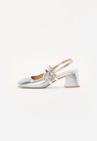 Wybrany, silver coloured