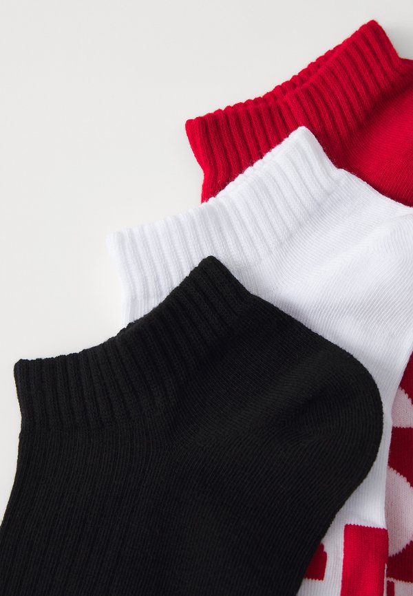 SKM GOST 3 PACK - Socks - e40242