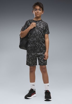 Puma, TRAIN ALL DAY ESSENTIALS BEDRUCKTES T-SHIRT - T-shirt print - black