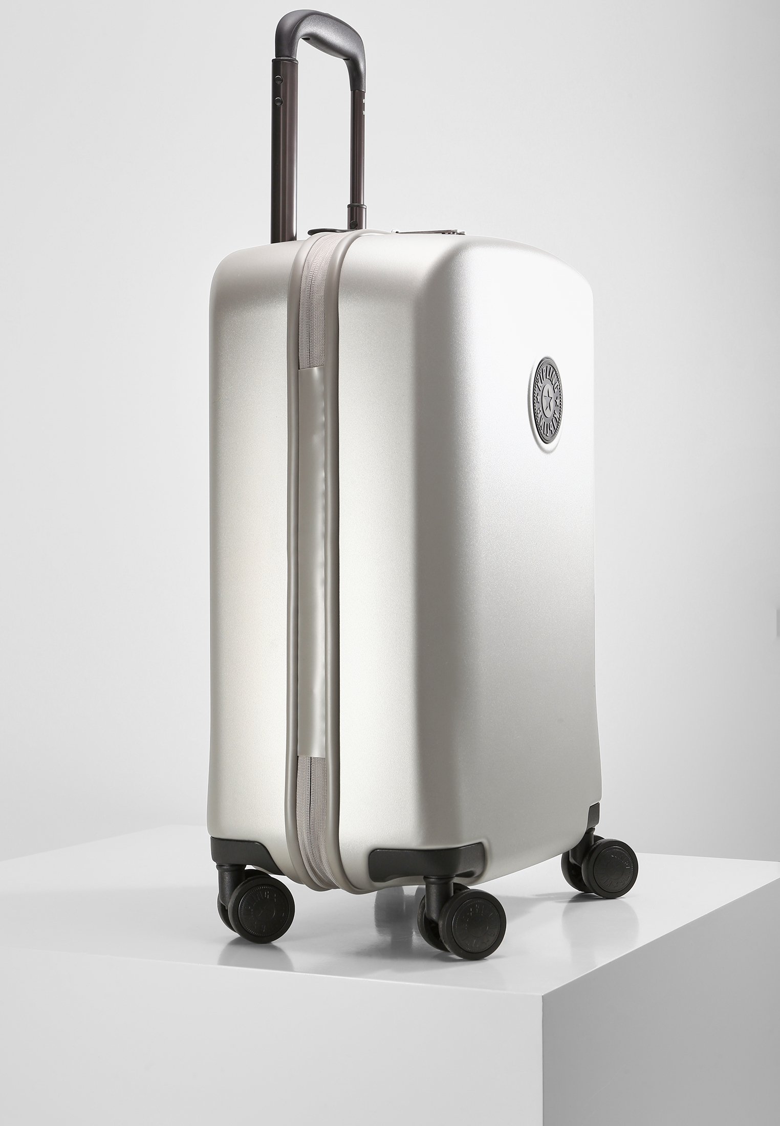 Kipling CURIOSITY S - Maleta de cabina - metallic glow/gris metalizado -  Zalando.es