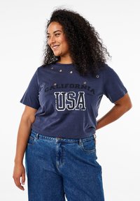 Zizzi Trükipildiga T-särk - navy washed