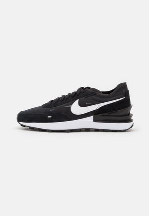 Sneakers - black