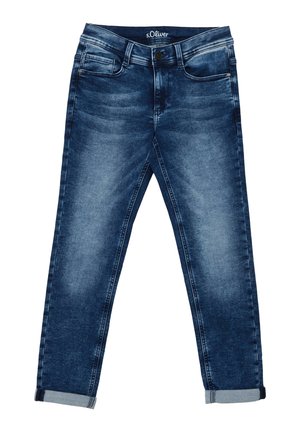 Jean en denim bleu foncé avec un effet délavé, poches avant, fermeture par boutons et revers roulés.