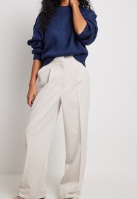 NA-KD Stickad tröja - blue