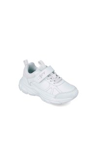 Zapatilla deportiva blanca con parte superior de malla, textura perforada, diseño de cordones y una correa de Velcro. Presenta una suela gruesa y redondeada.