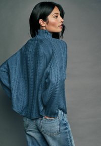 Next REGULAR FIT  - Džemper - blue chambray