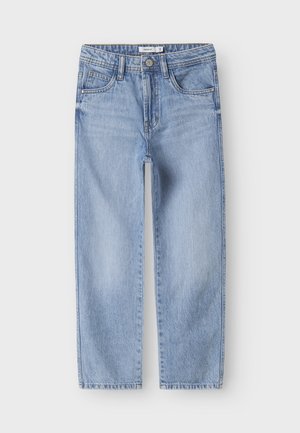 Lichtblauwe denim jeans met een rechte pasvorm, vijf zakken en een knoopsluiting. De stof heeft een licht versleten textuur.
