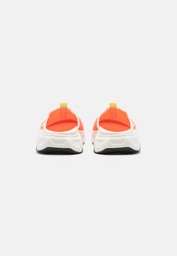 Salomon REELAX SLIDE - Vandringssandaler - fresh salmon/vanilla ice/sunny lime