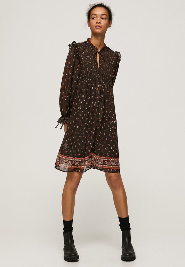 LELE - Day dress - bitter2