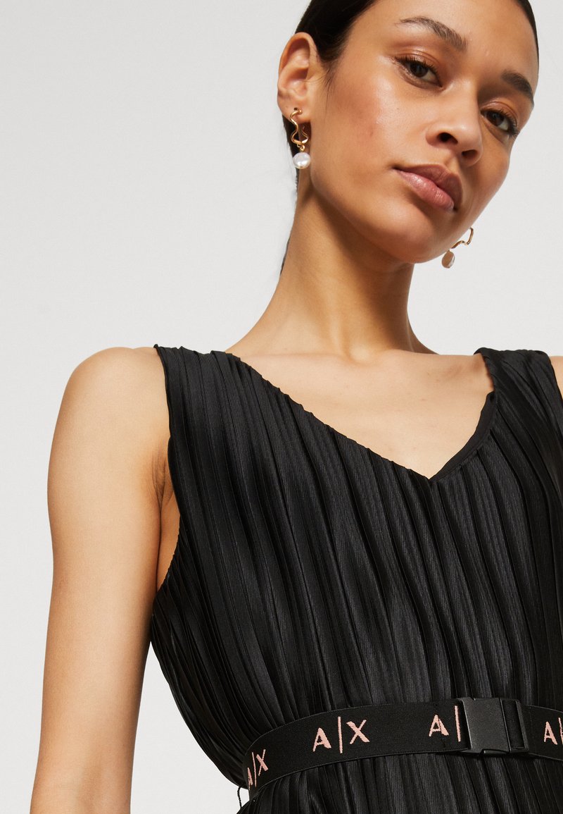 armani exchange abiti