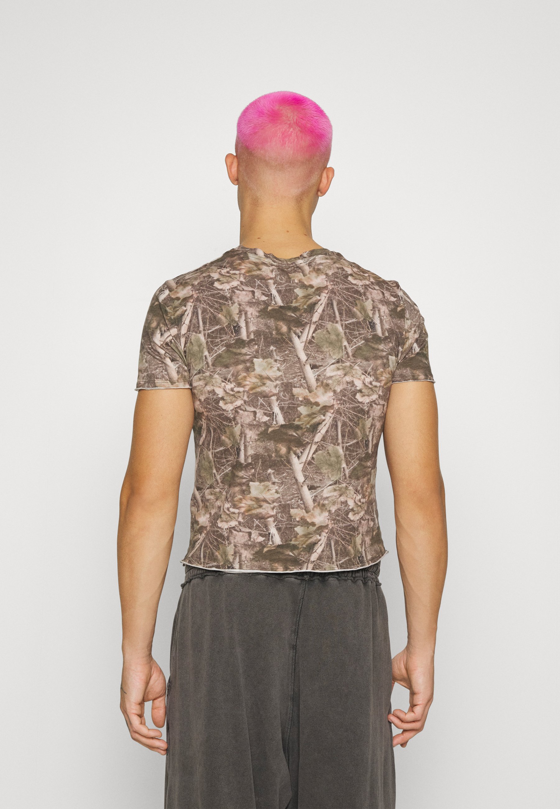 Jaded London WOODLAND SHRUNKEN TEE - Print T-shirt - multi