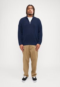 Jack & Jones JPRBLALIAM HALF ZIP  - Strickpullover - naval academy