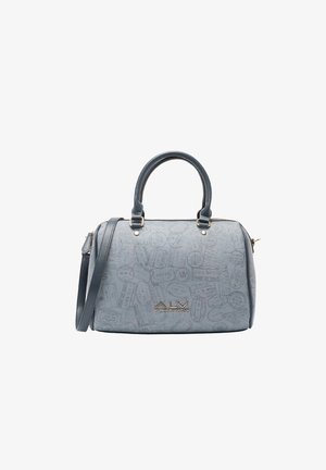 Borsa a tracolla blu in pelle con due manici, una tracolla staccabile e una stampa con motivo di timbri passaporto sulla superficie.