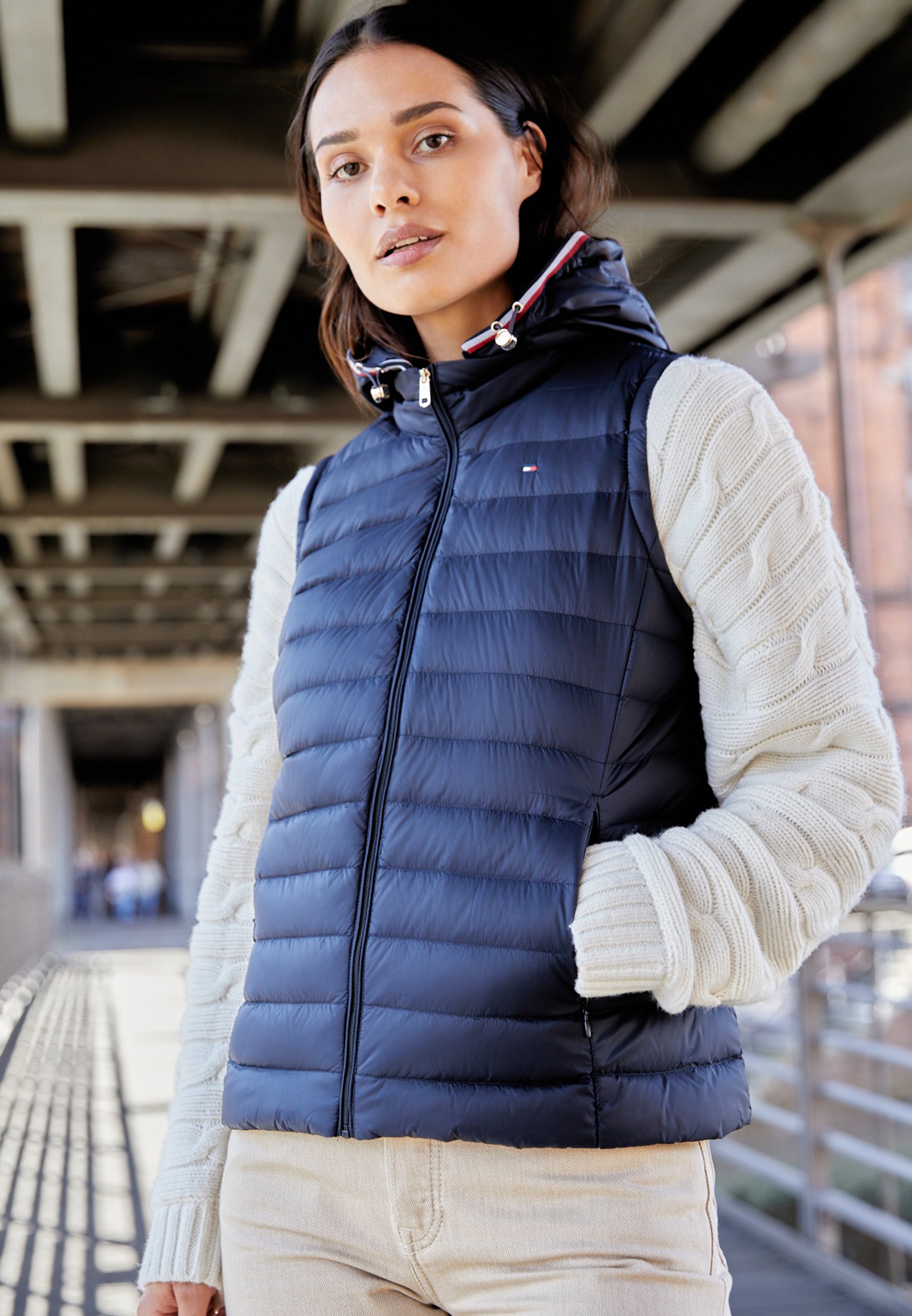 Tommy Jeans Doudoune Beige Sans Manche Homme Gilet Vest Tommy