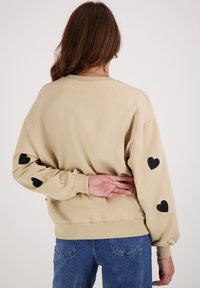 JE M'APPELLE Sweater - beige