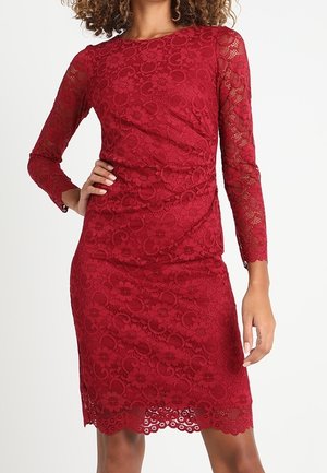 Koktejlové šaty / šaty na párty - bordeaux