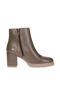 CallagHan TRONCHETTO - Stivaletti con plateau - marrone