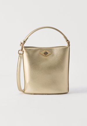 Gouden metalen emmerhandtas met bovenhandvat, afneembare schouderriem en diamanten Replay-logoplaatje.