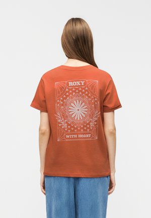 OCEAN REGULAR  - Μπλουζάκι με στάμπα - apricot