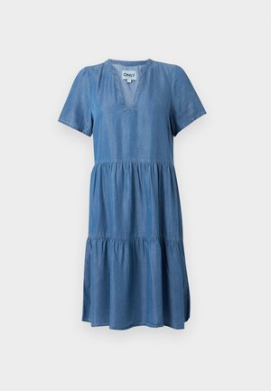 ONLY, ONLPEMA ZALLY V NECK DRESS - Τζιν φόρεμα - medium blue denim