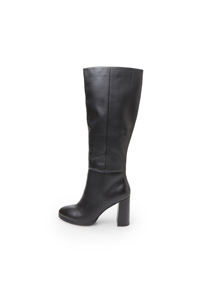 Cizme negre din piele, până la genunchi, cu toc pătrat, textură netedă și design minimalistic. Prezintă un vârf rotund și linii curate.