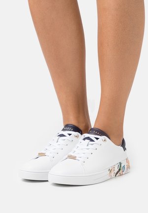 Ted Baker, Sneakersy niskie