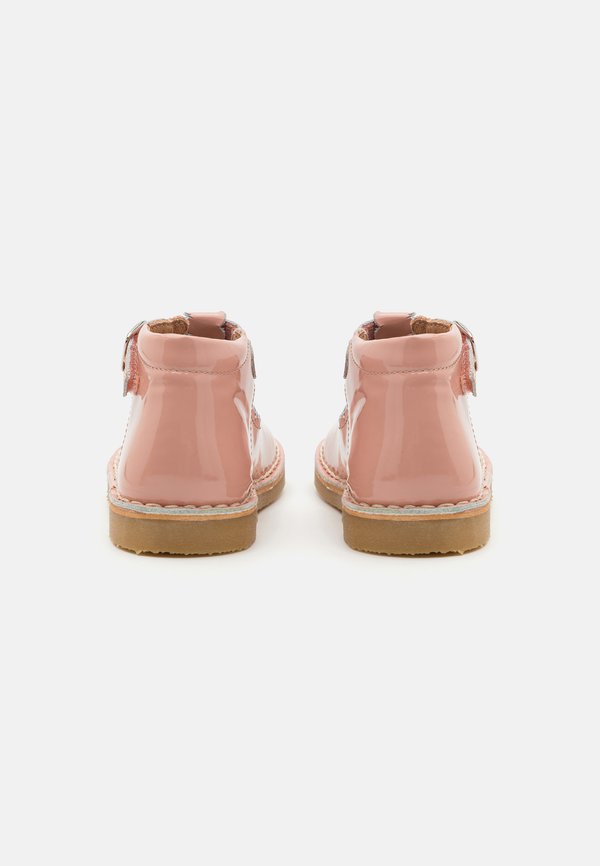 T-BAR SCALLOP - Touch-strap shoes - peach4