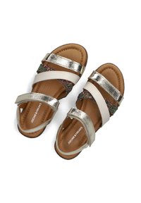 Sandales dorées métalliques et blanches avec des sangles multicolores pailletées. Semelle en cuir lisse et sangles croisées réglables pour un ajustement sécurisé.