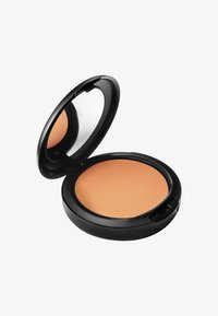MAC STUDIO FIX POWDER PLUS FOUNDATION - Foundation - c7