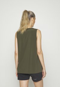 Athleta ZEPHYR REFINED TANK - Top - aspen olive