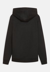 Felpa nera con cappuccio realizzata in tessuto morbido, dotata di cappuccio con cordino, maniche lunghe e orlo cucito senza dettagli frontali.